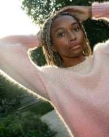 allrich portrait femme pull kate mohair degrade de couleur blanc rose