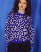 pull col rond en motif leopard bleu avec argent-allrich